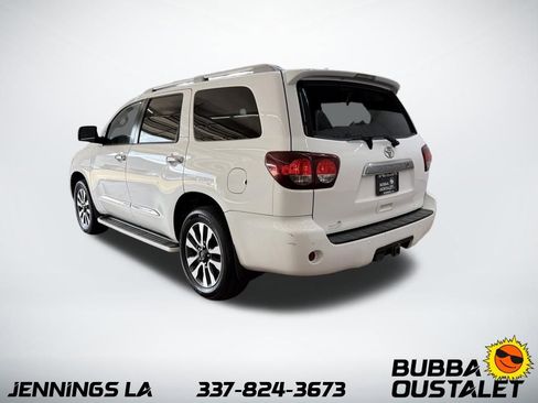 Used 2019 Toyota Sequoia Limited w/ Safety & Convenience Package RWD image 3