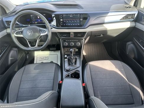 Used 2022 Volkswagen Taos SE w/ Panoramic Sunroof Package image 23