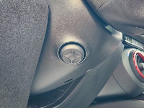 Used 2020 Chevrolet Blazer RS image 19