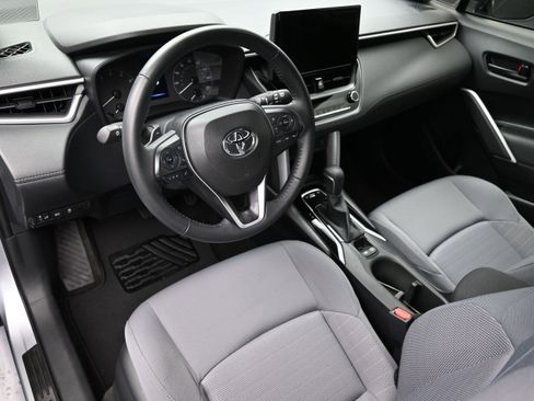 Used 2024 Toyota Corolla Cross AWD Hybrid image 22