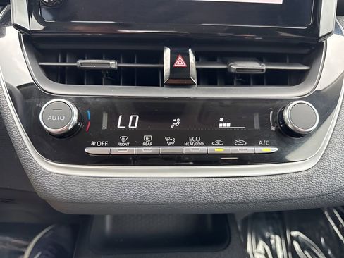 Used 2024 Toyota Corolla LE image 17