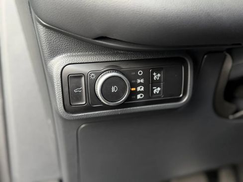 Used 2025 Ford Explorer ST image 29