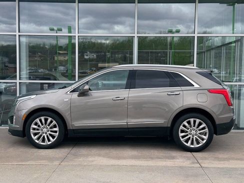 Used 2018 Cadillac XT5 Platinum w/ Driver Assist Package image 2