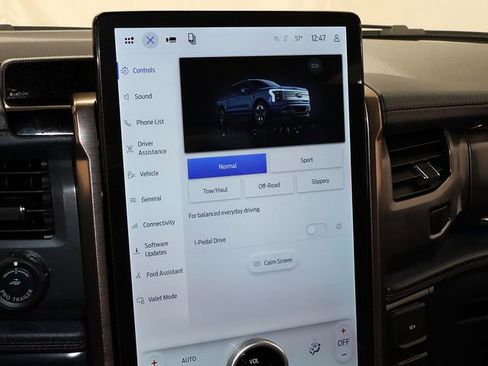 Used 2025 Ford F150 Lightning Lariat image 23