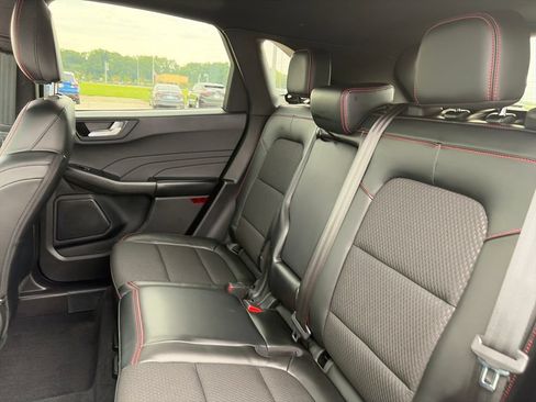 Used 2023 Ford Escape ST-Line w/ Tech Pack #1 FWD image 28