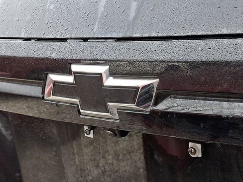 Used 2025 Chevrolet Traverse LT w/ Driver Confidence Package image 10