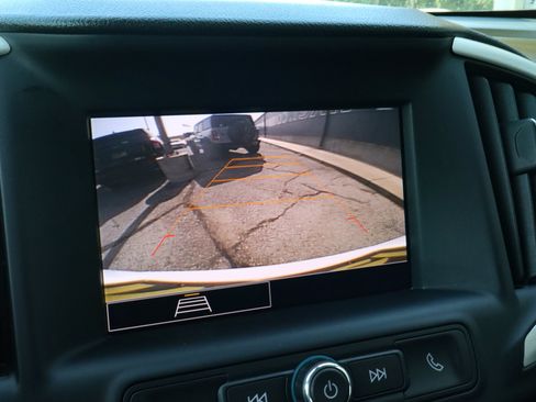 Used 2024 GMC Terrain SLE FWD image 12