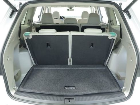 New 2026 Volkswagen Atlas SE FWD image 39
