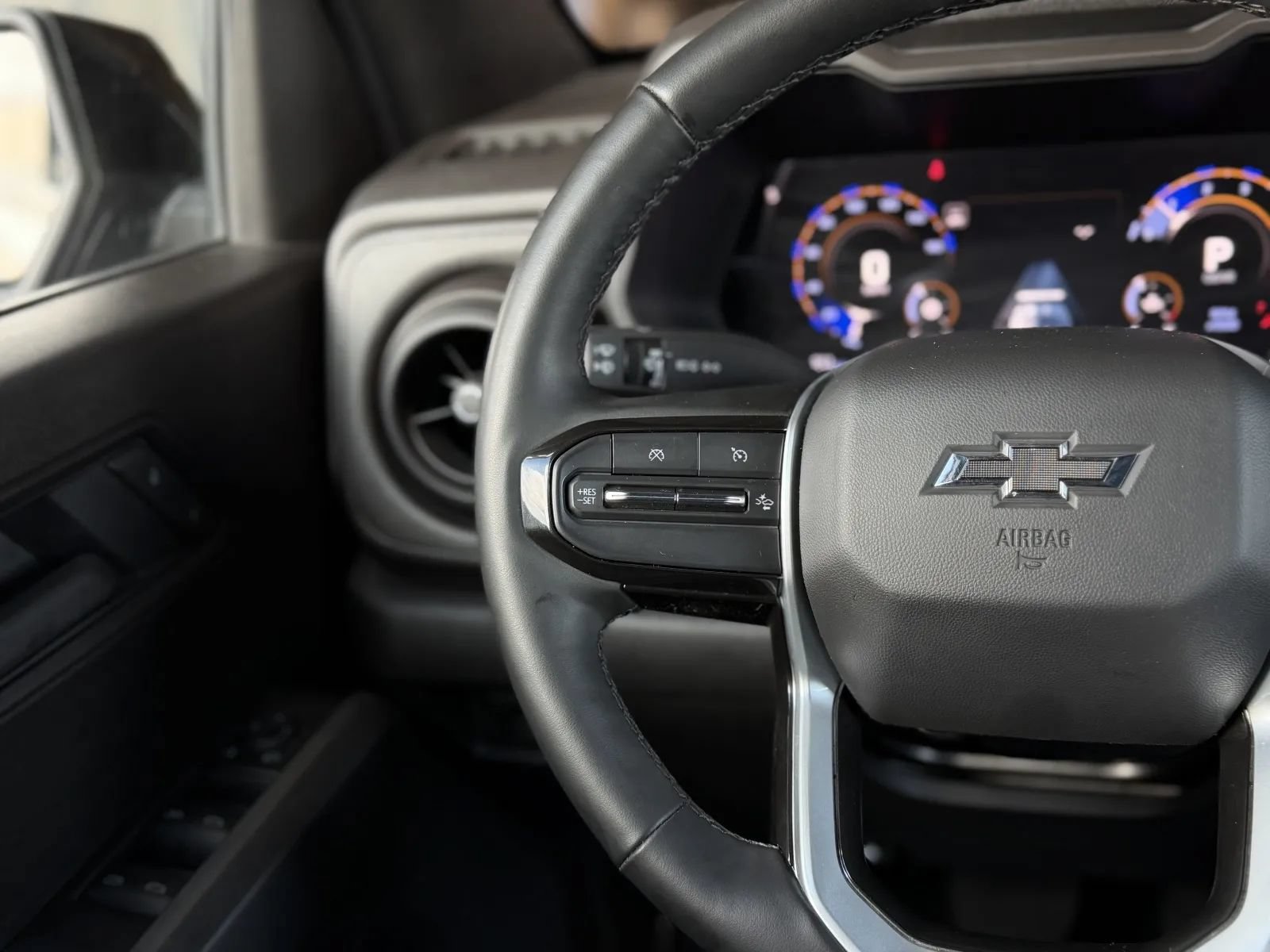 Used 2026 Chevrolet Colorado Trail Boss AWD/4WD image 22
