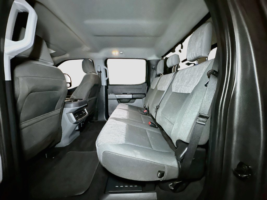 Used 2023 Ford F450 XLT w/ XLT Value Package AWD/4WD image 28