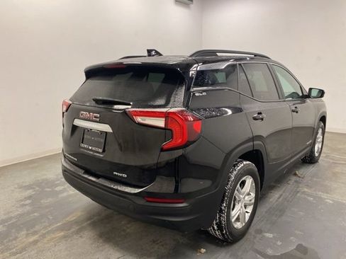 Used 2022 GMC Terrain SLE w/ Driver Convenience Package AWD/4WD image 6