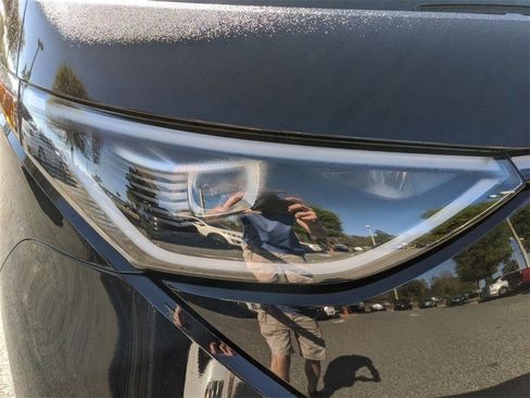 New 2025 Volkswagen ID. Buzz Pro S image 13