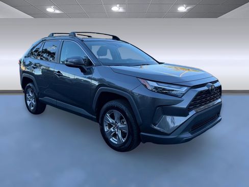 Certified 2022 Toyota RAV4 XLE image 7