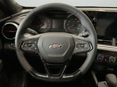Used 2026 Chevrolet Trax RS w/ Driver Confidence Package FWD image 35