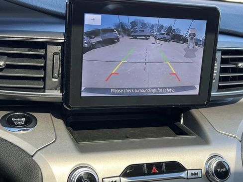 Certified 2023 Ford Explorer XLT w/ Equipment Group 202A image 26