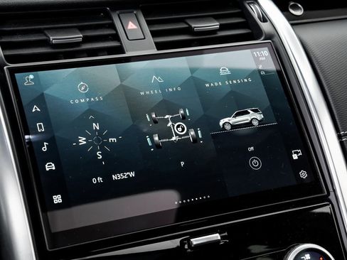 Used 2023 Land Rover Discovery S R-Dynamic image 15