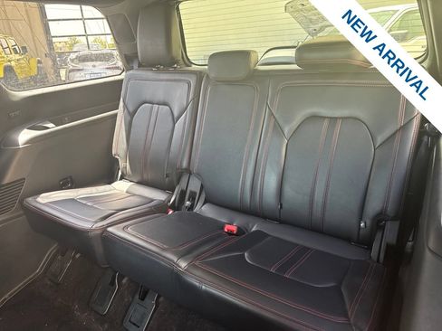 Used 2019 Ford Expedition Limited w/ Equipment Group 303A AWD/4WD image 16