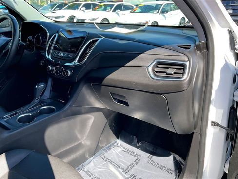 Used 2020 Chevrolet Equinox Premier image 16