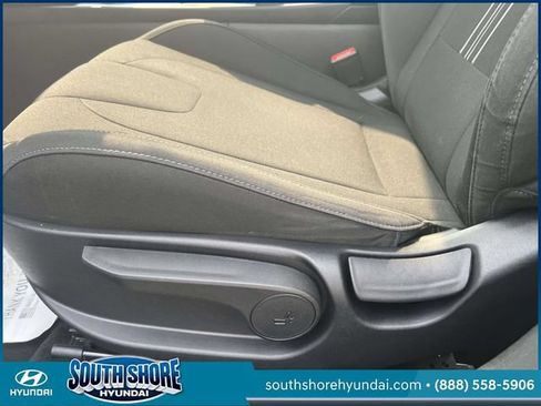 Certified 2021 Hyundai Elantra SEL w/ Cargo Package FWD image 17