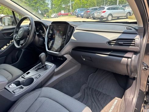 Used 2024 Subaru Crosstrek 2.0i Premium AWD/4WD image 9