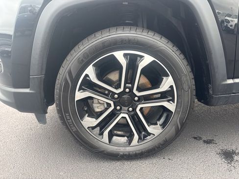 Used 2022 Jeep Compass Limited image 27