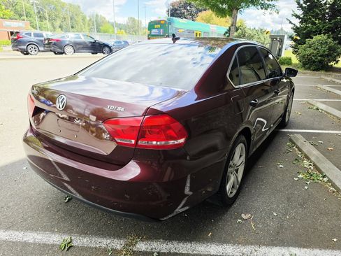 Used 2014 Volkswagen Passat TDI SE FWD image 5