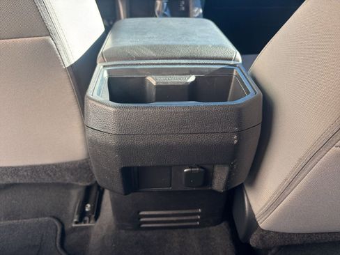 Used 2025 Toyota Tacoma TRD Off-Road image 24