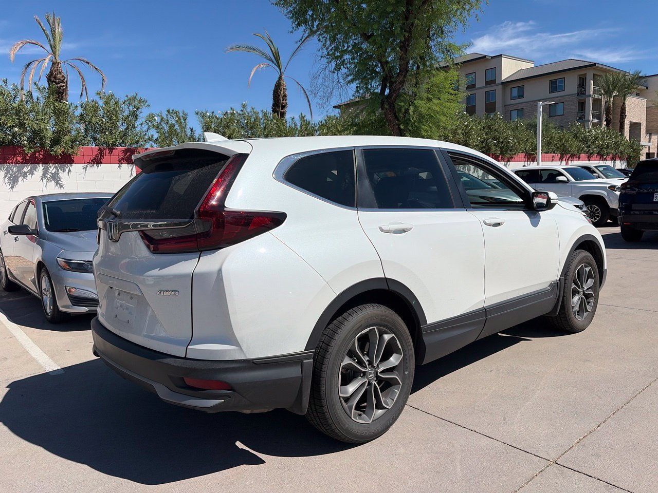 Used 2022 Honda CR-V EX-L image 2