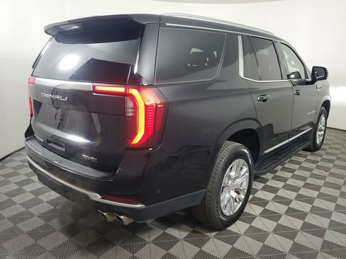 Used 2025 GMC Yukon Denali image 6
