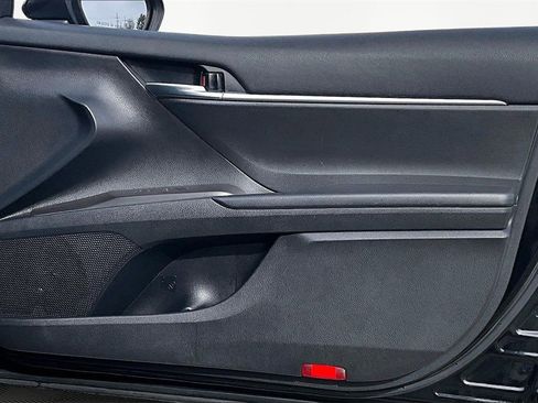 Used 2023 Toyota Camry SE image 24