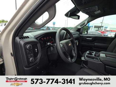 New 2026 Chevrolet Silverado 2500 Custom w/ Custom Value Package AWD/4WD image 15