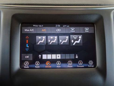 Used 2019 Jeep Cherokee Latitude Plus FWD image 20