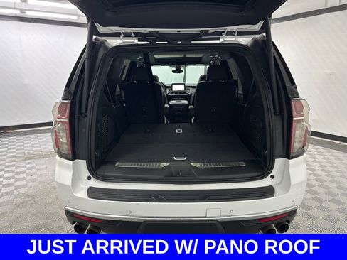 Used 2021 Chevrolet Tahoe Premier w/ Premium Package AWD/4WD image 19