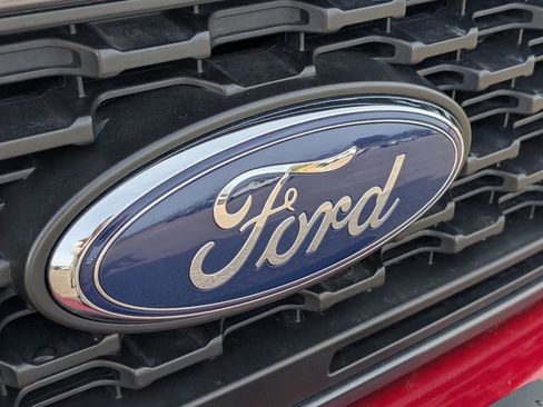 Used 2020 Ford Ranger XLT w/ Equipment Group 301A Mid image 12