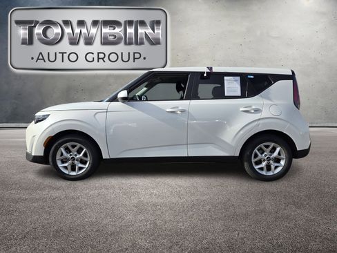 Certified 2024 Kia Soul LX w/ Option Group 015 image 8