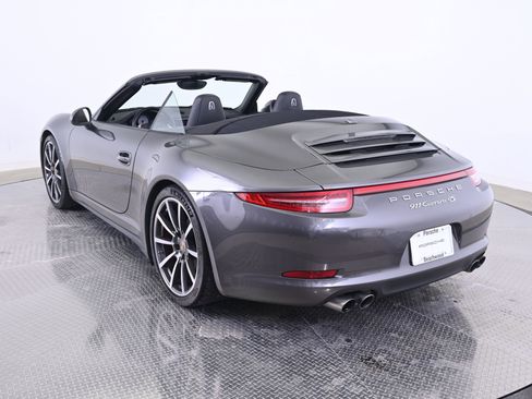 Used 2014 Porsche 911 Carrera 4S image 3