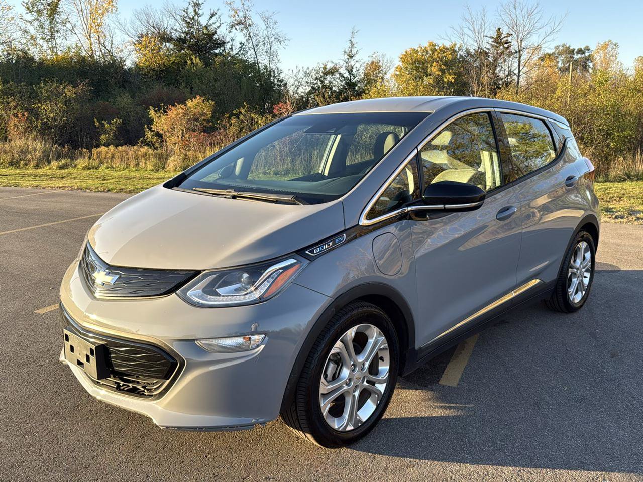 Used 2020 Chevrolet Bolt LT FWD image 1