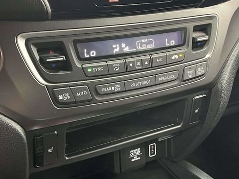 Used 2022 Honda Pilot Sport image 38