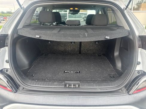 Used 2022 Hyundai Kona SEL w/ Cargo Package AWD/4WD image 12