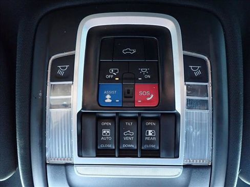 Used 2022 RAM 2500 Limited AWD/4WD image 24