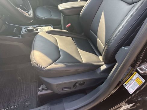 Used 2024 Ford Maverick Lariat w/ Black Appearance Package image 16