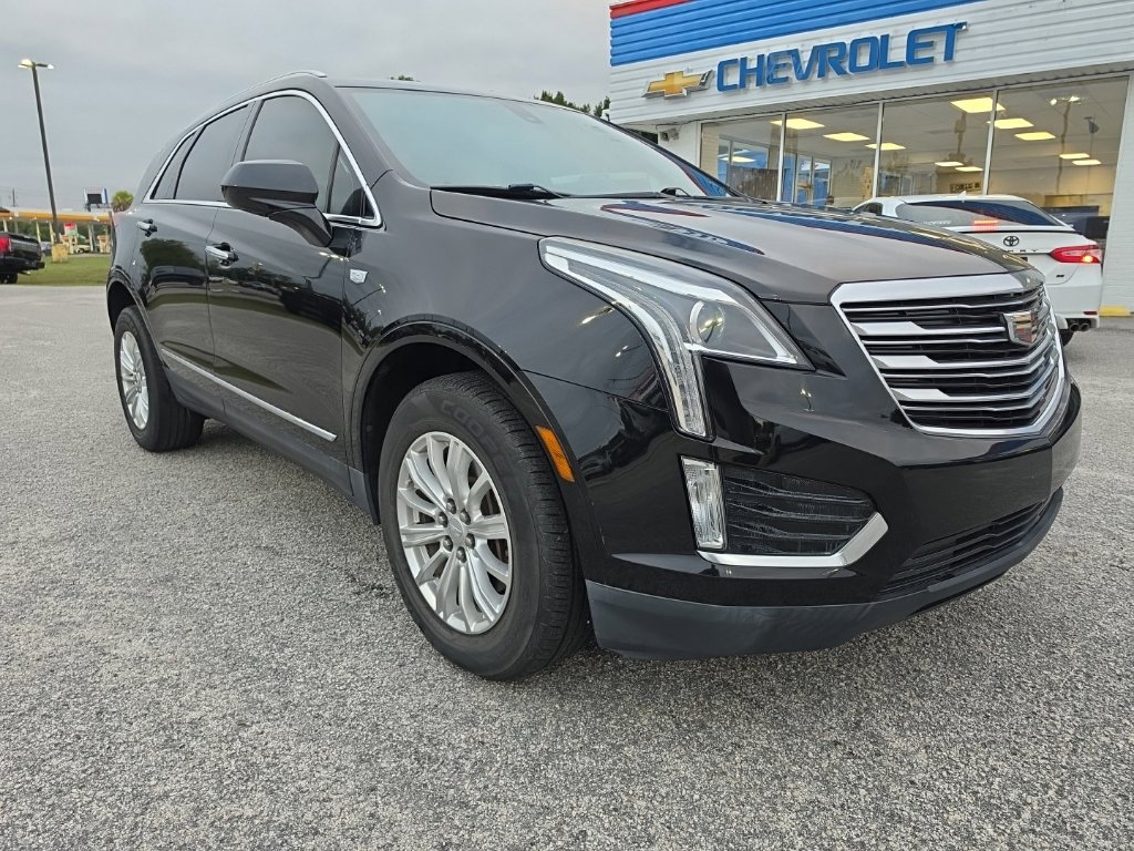 Used 2018 Cadillac XT5 FWD image 1
