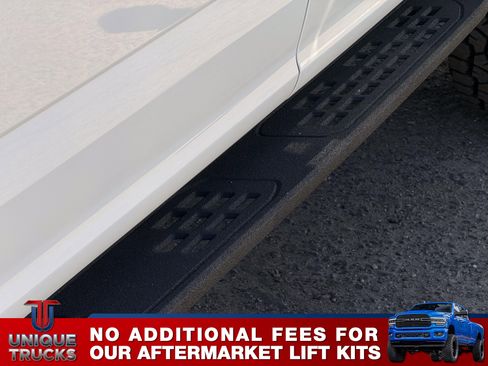 Used 2022 Ford F350 Lariat w/ Black Appearance Package AWD/4WD image 13