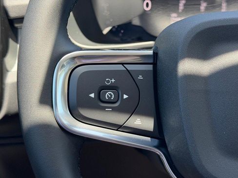 New 2026 Volvo XC40 B5 Plus w/ Climate Package AWD/4WD image 11