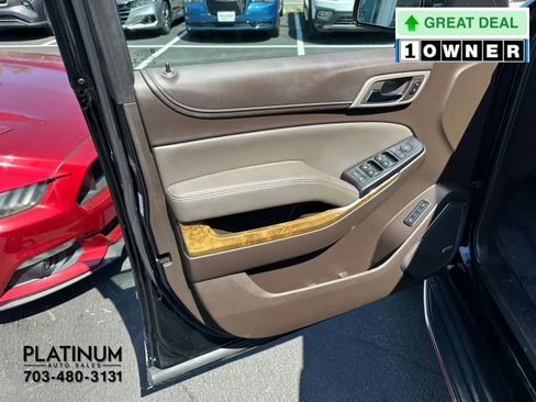 Used 2016 GMC Yukon XL Denali w/ Open Road Package AWD/4WD image 19