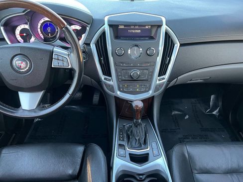 Used 2011 Cadillac SRX Luxury image 32