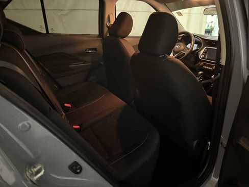 Used 2021 Nissan Kicks SV image 25