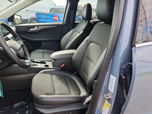 New 2026 Ford Escape PHEV image 9