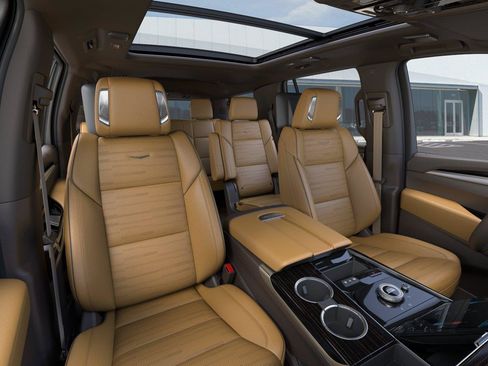 New 2026 Cadillac Escalade Luxury w/ LPO, Floor Liner Package RWD image 17