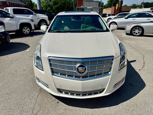 Used 2013 Cadillac XTS Platinum FWD image 9